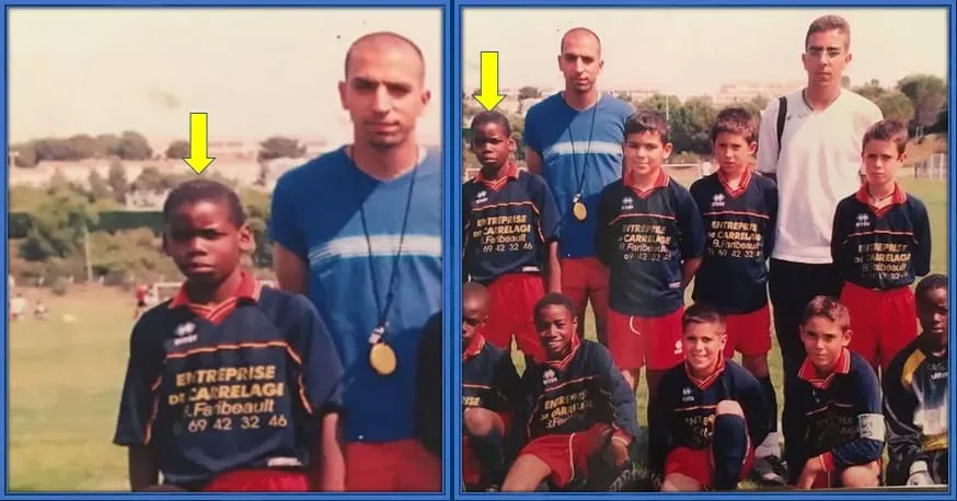 Lernen Sie Paul Pogba kennen, als er mit dem Fu&szlig;ballspielen anfing. Er sah so unschuldig und konzentriert aus.