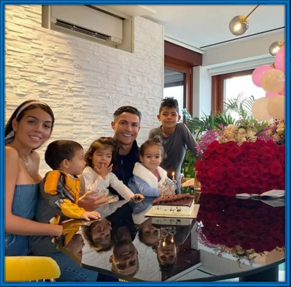 Histoire de l'enfance de Cristiano Ronaldo et faits biographiques inchangés