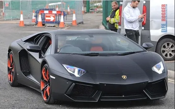 Full view of Sergio Aguero's Lamborgini.