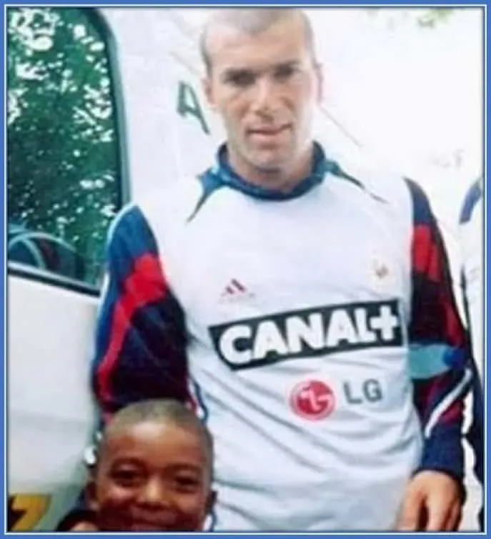 &Aring;hh! Om bara Zidane visste vem han stod med. Vi tror att han &aring;ngrar det nu &ndash; f&ouml;r han kunde inte ber&auml;tta f&ouml;r Kylian Mbappes framtid.