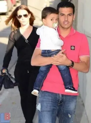 Bryan Rodriguez Martin y sus padres salen de paseo.