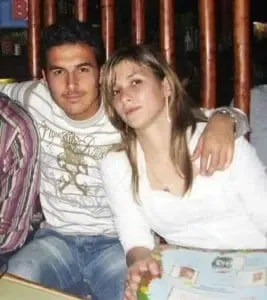 Conoce a los dos amantes: Pedro y Carolina.