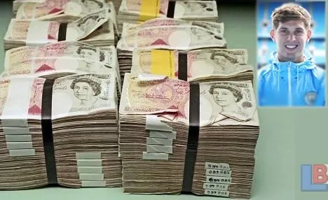 The England Defender loves splashing monies on his lover.