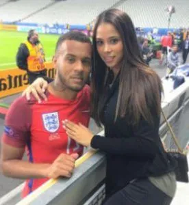 It is clear that Mari Burch is super supportive of her man.