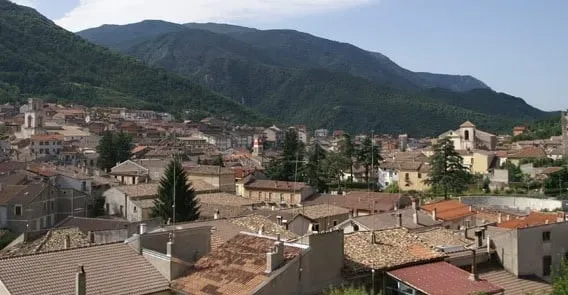 This is the Bagnoli district of Naples, where Sarri was raised by his parents.