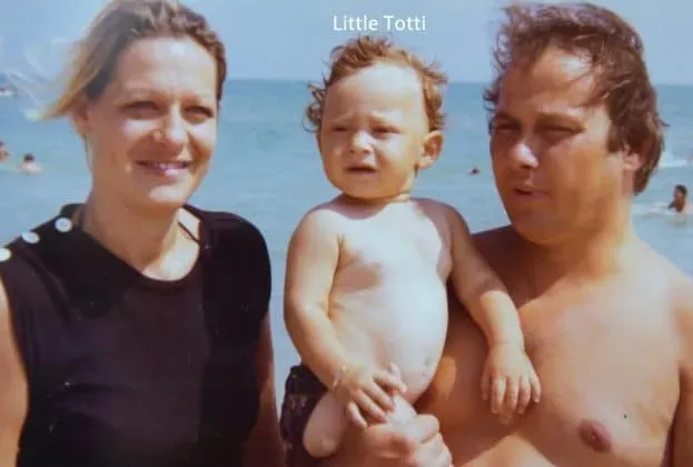 Meet Francesco Totti's Parents. His mother's name is Fiorella, and his Father's name is Lorenzo.