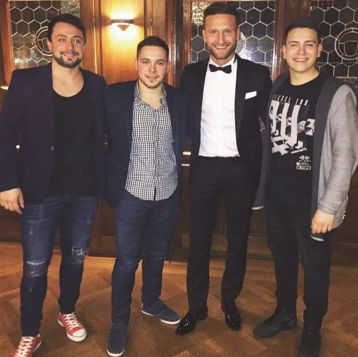 Meet Shkodran Mustafi brother and cousins.