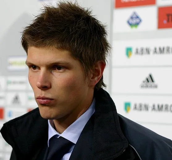 Klaas-Jan Huntelaar Childhood Story Plus Untold Biography Facts