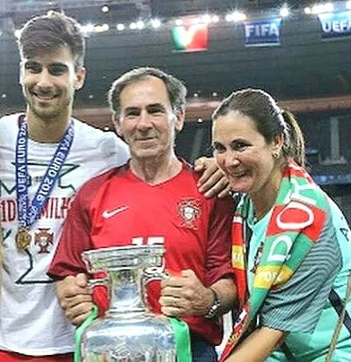 Meet Andre Gomes' Parents - Casemiro Gomes (his Dad), Maria Julieta (his Mum).