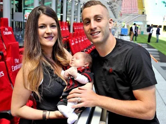Gerard Deulofeu's Family. Credit to Tumblr.