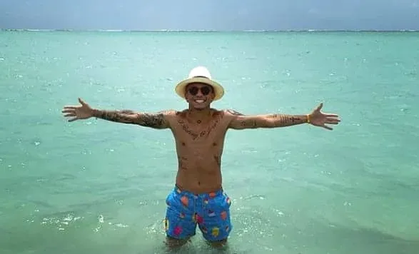 Everton Soares LifeStyle.