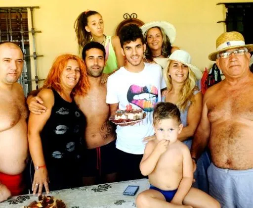 Dani Ceballos celebrating his birthday with family members. Credit to IG.