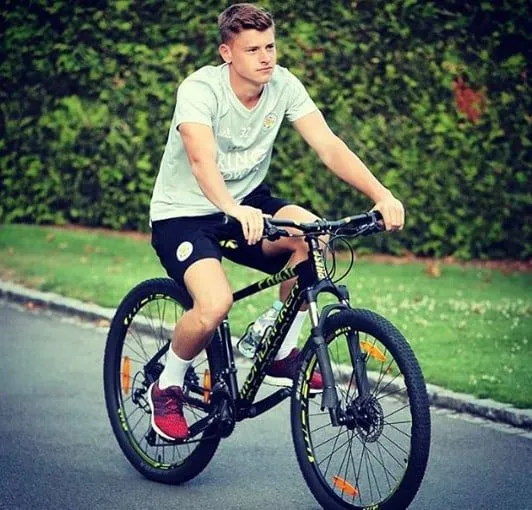 Understanding Harvey Barnes Lifestyle. Credit to IG