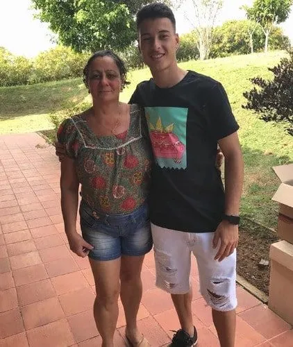 Meet Gabriel Martinelli's Mother. Credit to Instagram