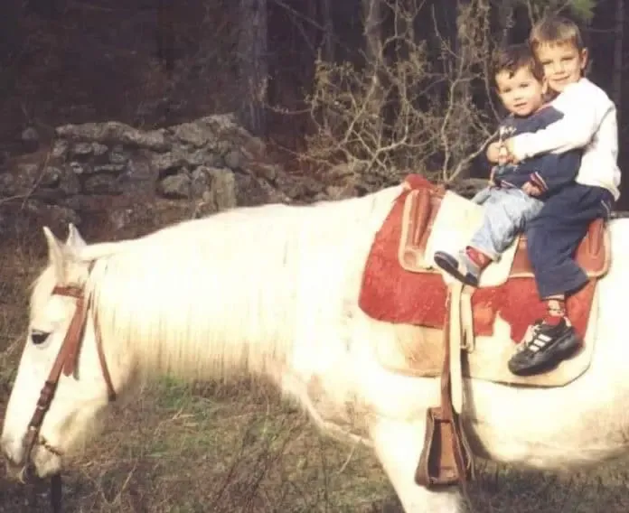 Young Giovani had a fun-filled childhood growing up alongside his younger brother Francesco and two others.