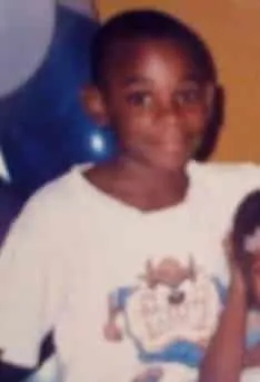 Una linda foto de la infancia de Duvan Zapata. Fue criado en C&oacute;rdoba en Cali. Cr&eacute;dito de la imagen: Semana.