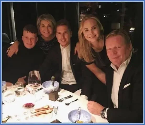 From R-L Ronald Koeman, Debbie, Tim, Bartina and Ronald Koeman Jr.