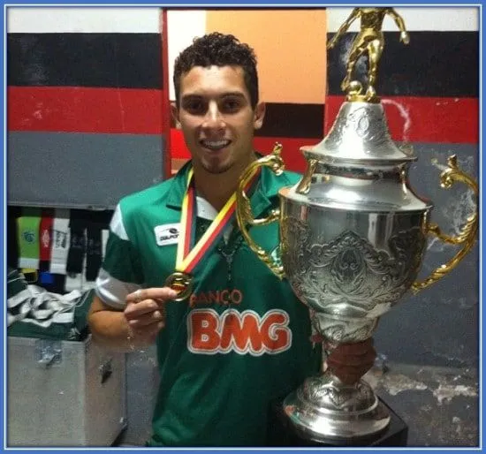 Alex Telles Childhood Story Plus Untold Biography Fact