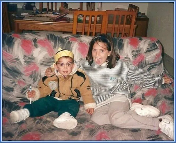 Meet Pablo Fornals' sister, Marta. Both siblings enjoyed their childhood years.