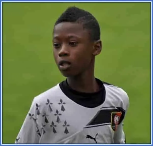 A 11 ans, il portait d&eacute;j&agrave; les espoirs de sa famille.