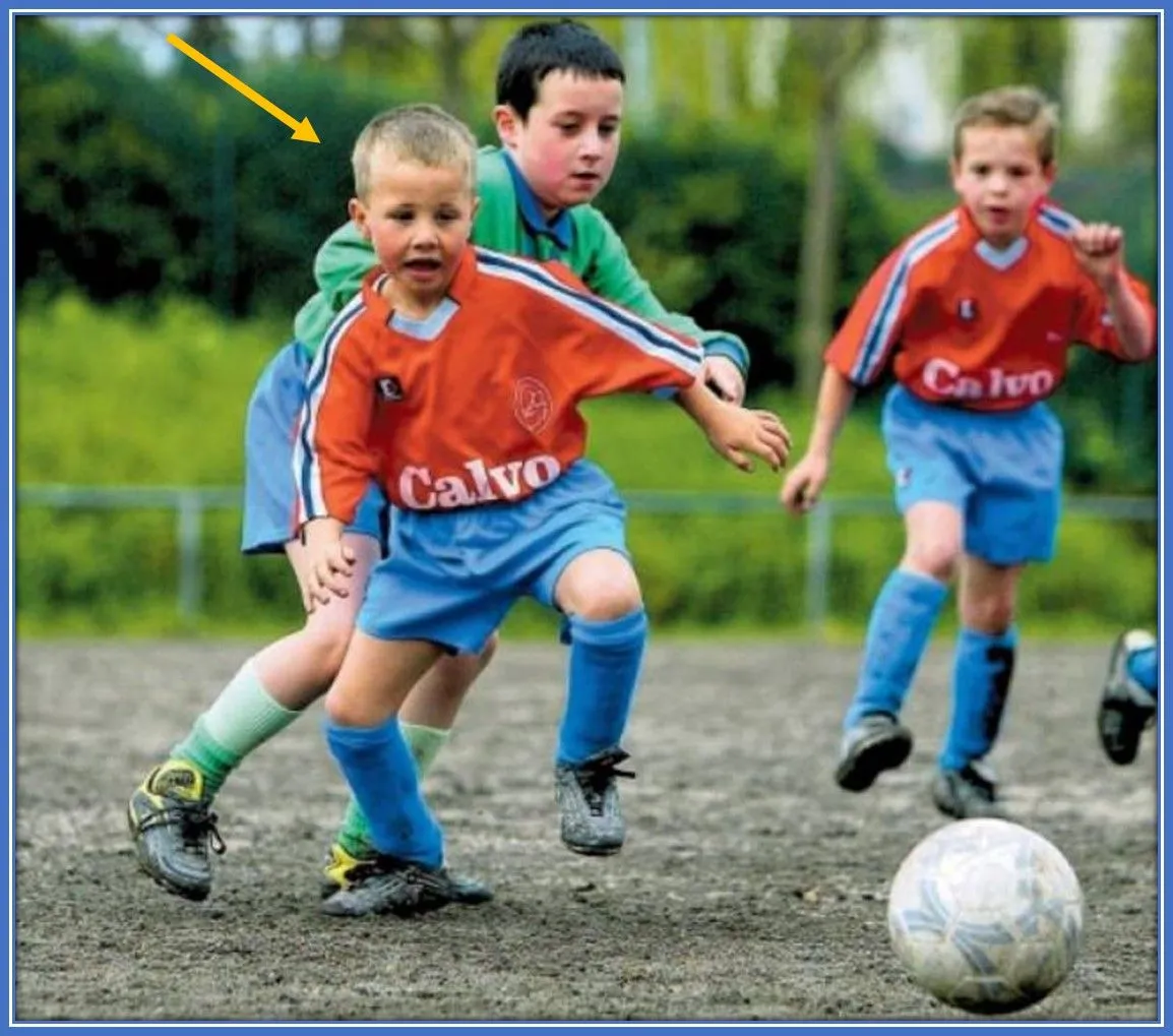 Angelino Early Years in Football.