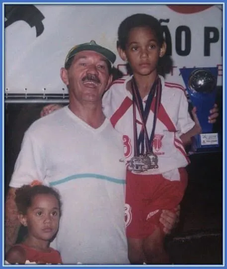 He had the support of everyone during his early career days.