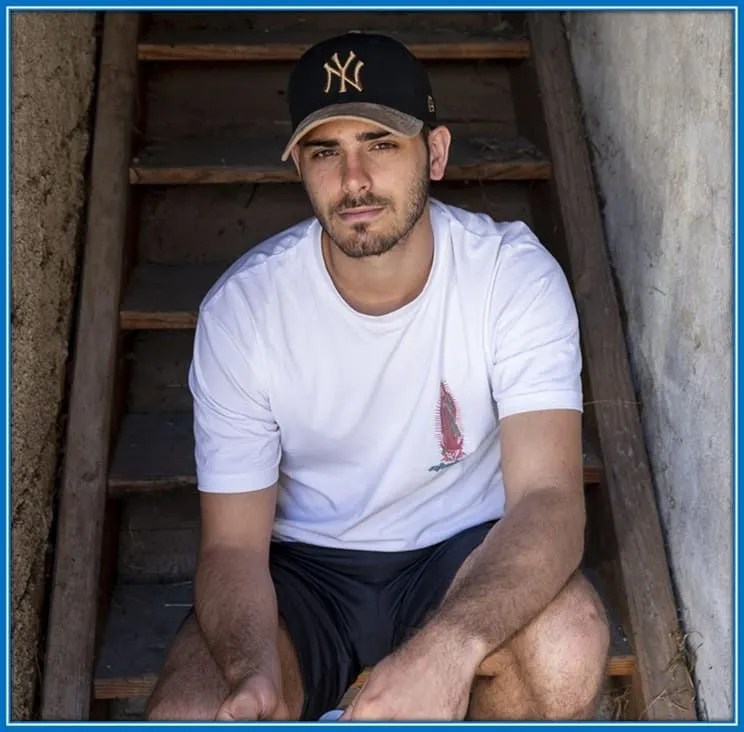 This is Robin Volland, the younger brother of Kevin. He appears all grown up, even looking like his big bro.