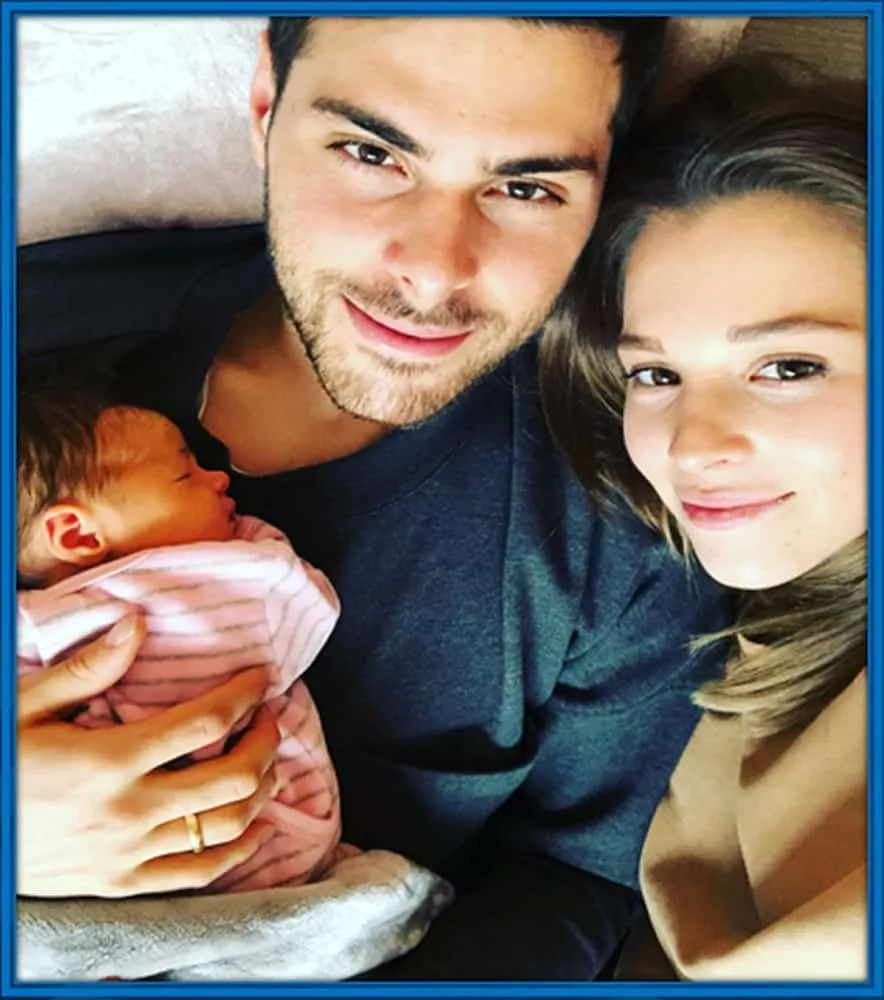 The show of fulfilment in the eyes of Katja and Kevin as they welcomed their daughter to the world.