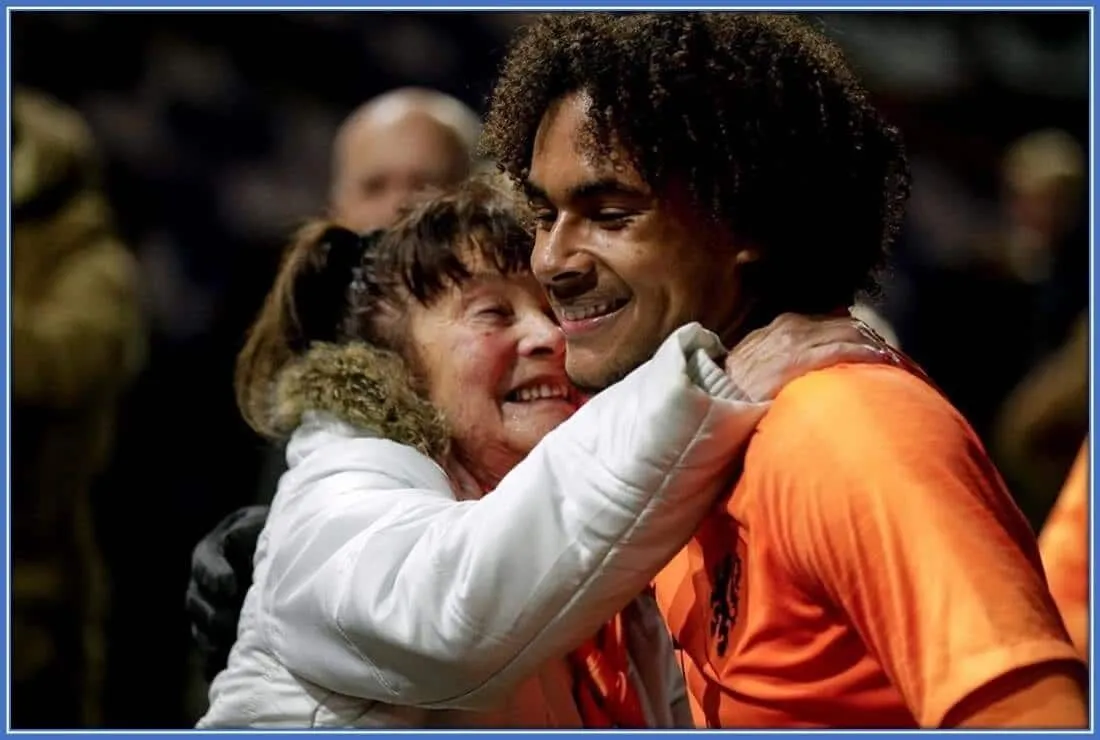 His family is full of positive energy. See how he enjoys a blissful moment with his grandma.