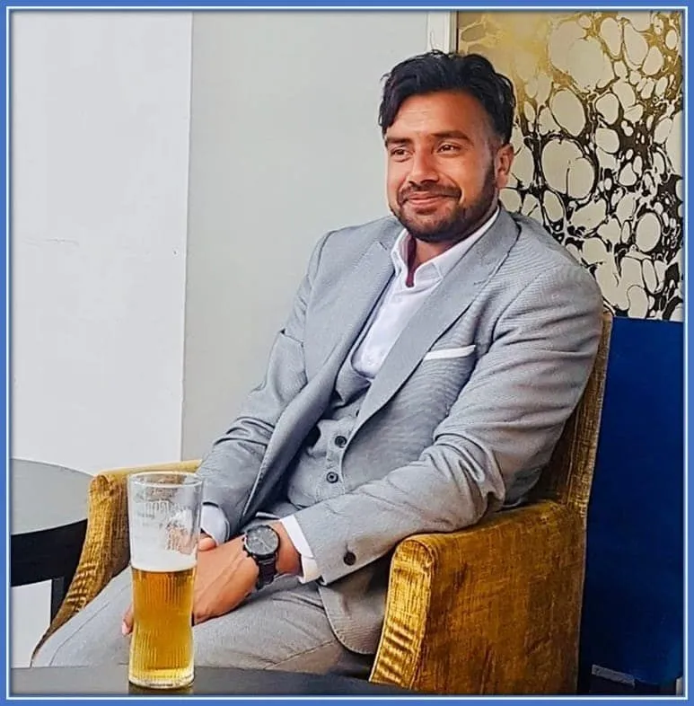 This is Rosh Bhatti. Jamal's first coach in England and a helper to his family.