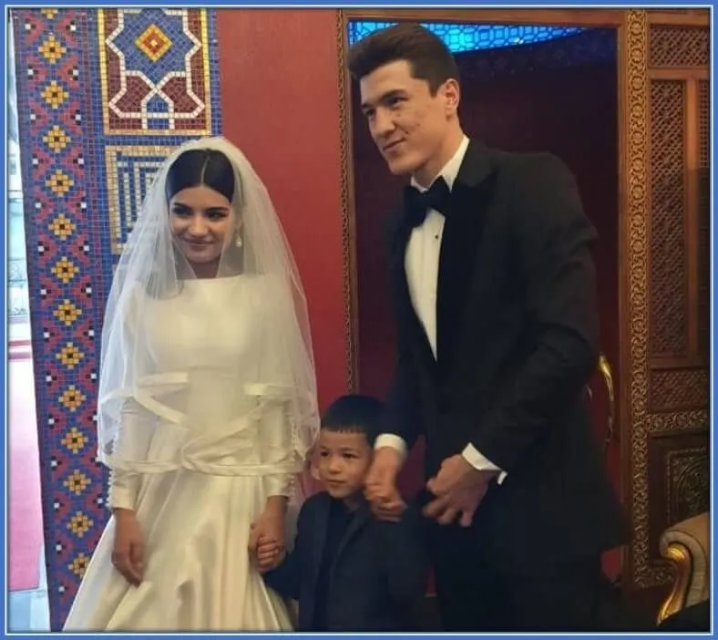 Eldor Shomurodov wife