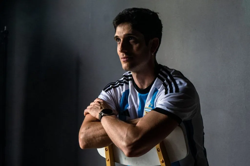 Illustrative stock photo: athlete portrait silhouette