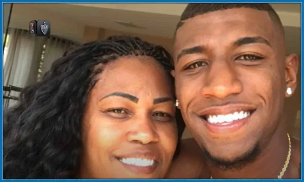 Besides being a spectacular mother, she is also a friend. The smile on his Mum's face fills him with energy to continue steadfastly in the continuous pursuit of his dreams.