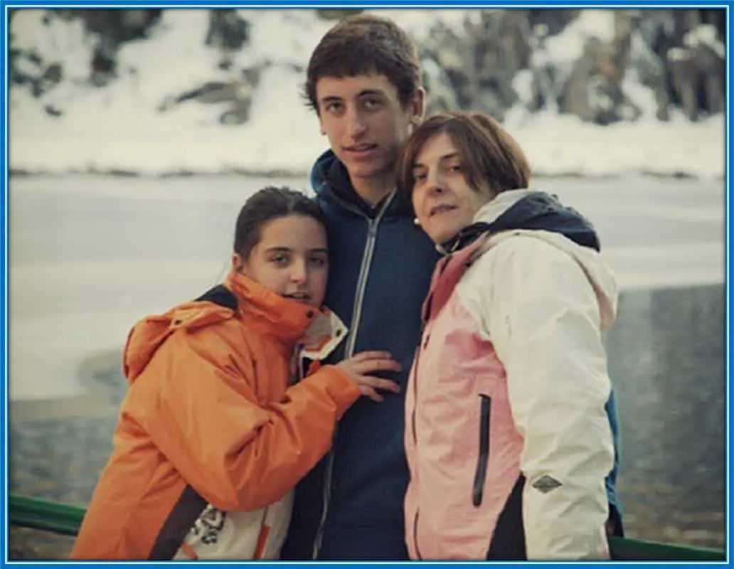 Mikel, Elene and his Mum - back in the days.