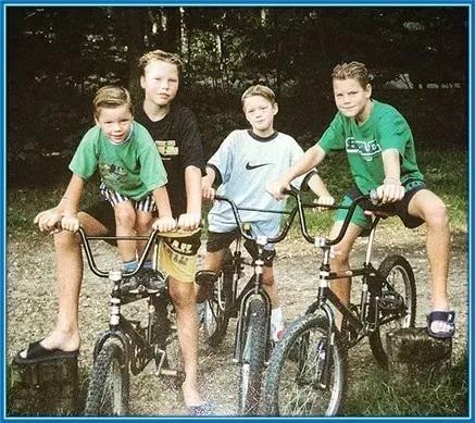 Meet Wout Weghorst brothers (Niek, Twan and Ralf) in their childhood.