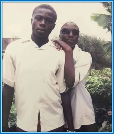 From secondary school lovers to husband and wife. This is the story of Moses Simon and Ibukun Sarah Adenuga.