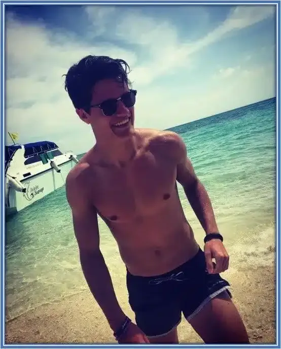 The Dane has got no tattoo on his skin.