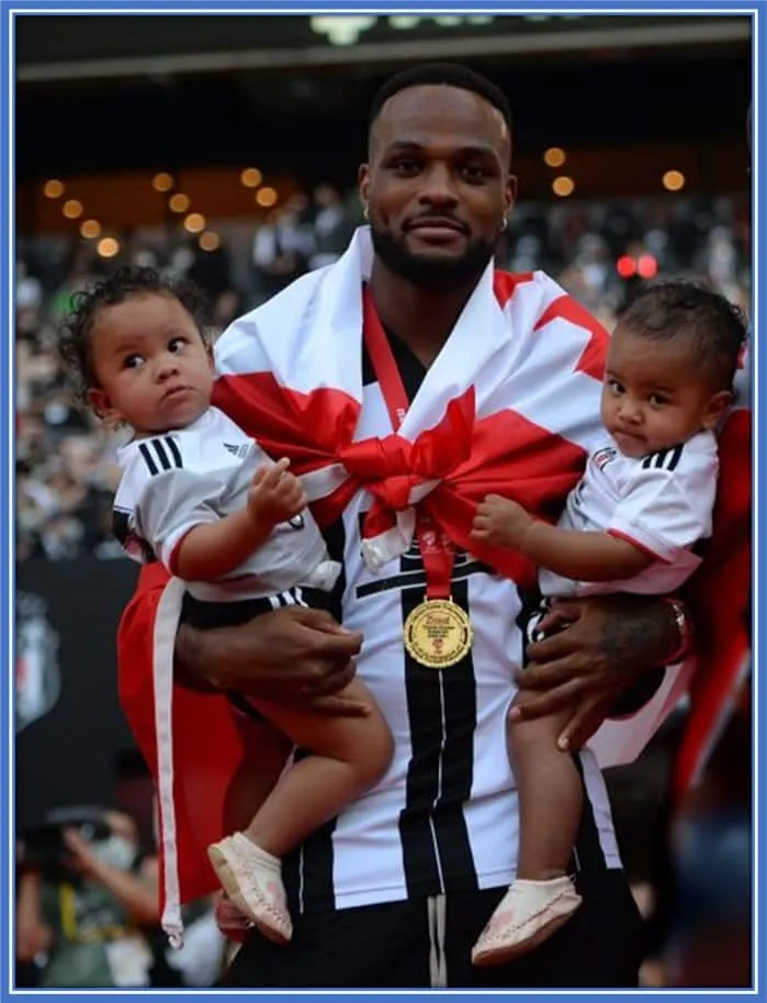 Meet Cyle Larin's Children.