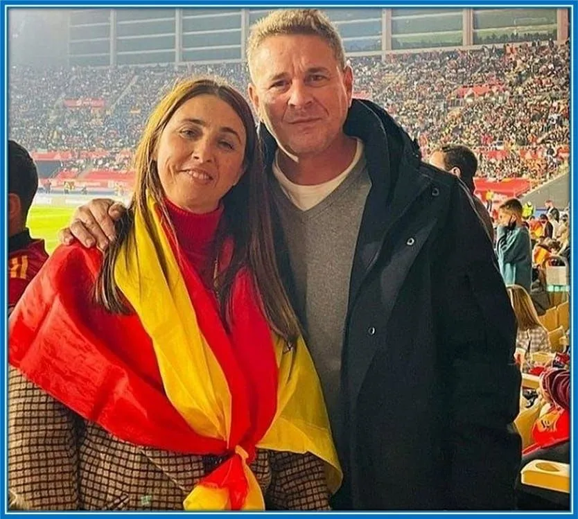 Meet Gavi's Parents - His Mum (Gavinin Anasi) and Dad (Pablo Páez).