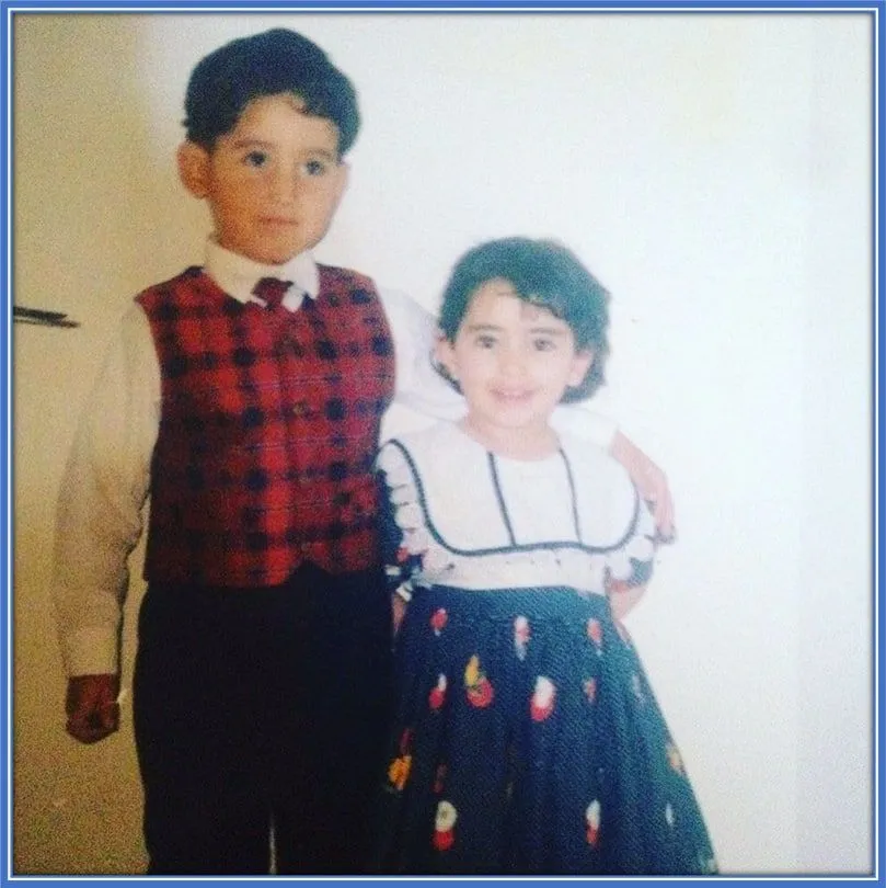 Rencontrez le fr&egrave;re de Nayef Aguerd - sa s&oelig;ur cadette, Jawaher Aguerd.
