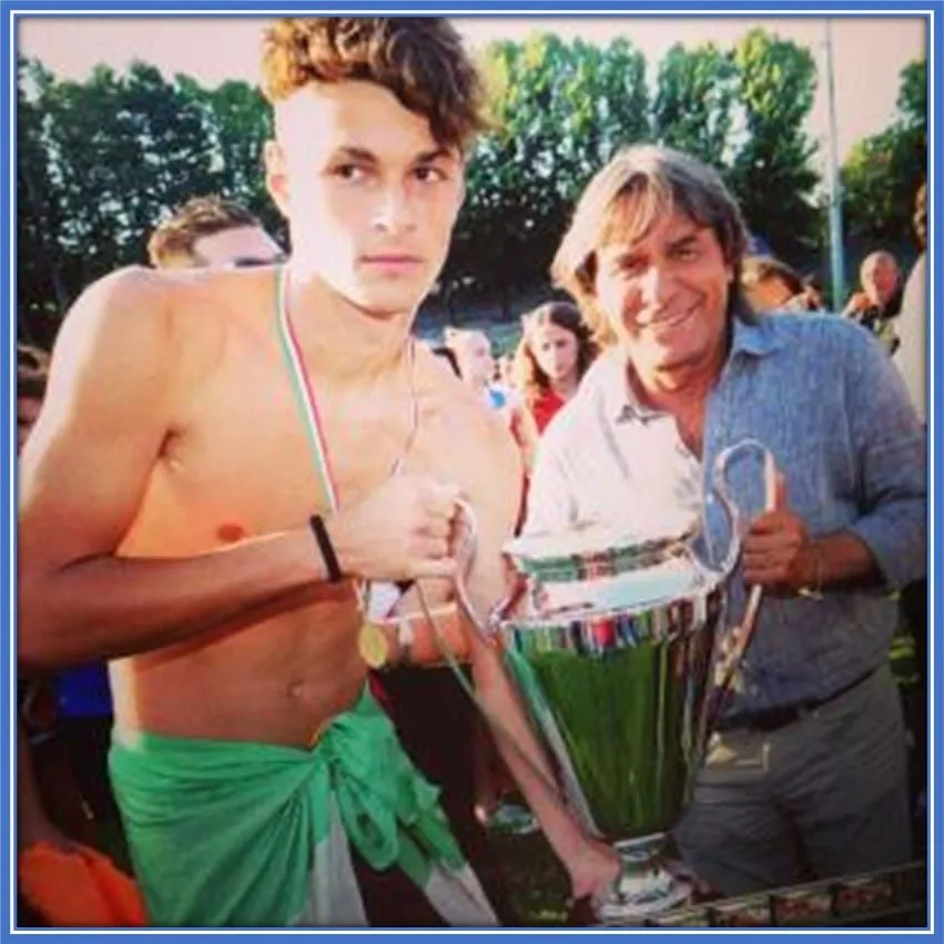 In his three years at Roma academy, Scamacca rose to become one of the hottest academy strikers in Italian football.
