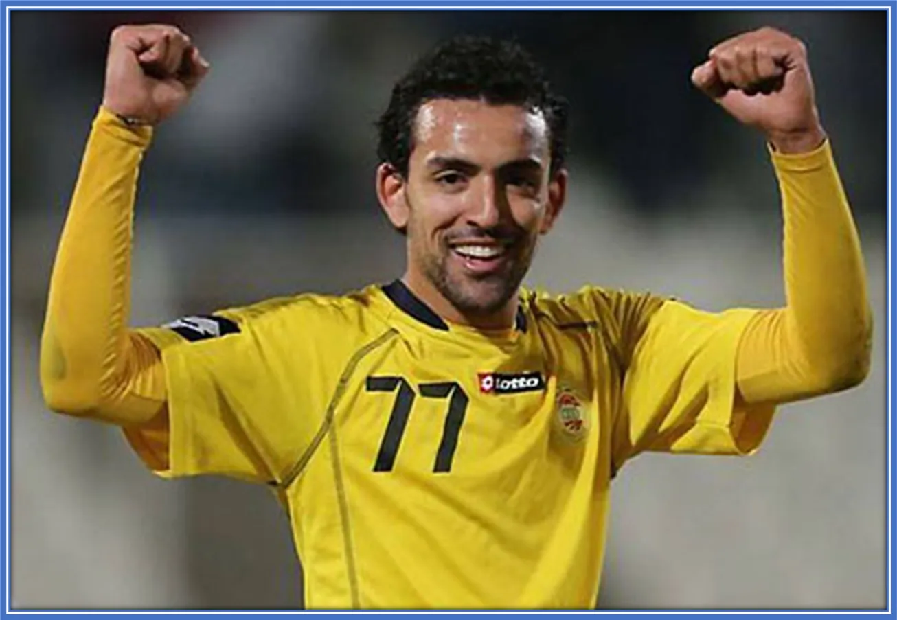 Iheb Msakni plays for Etoile Sportive du Sahel.