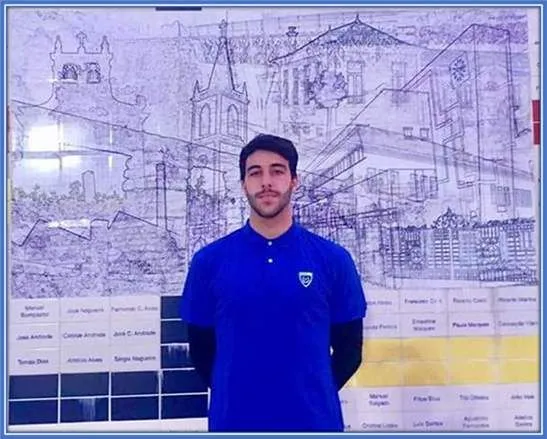 Vítor Mota is the second most famous goalkeeper in the family.
