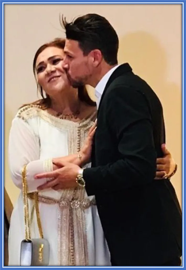 A rare photo of Yousseff Msakni with his mother.
