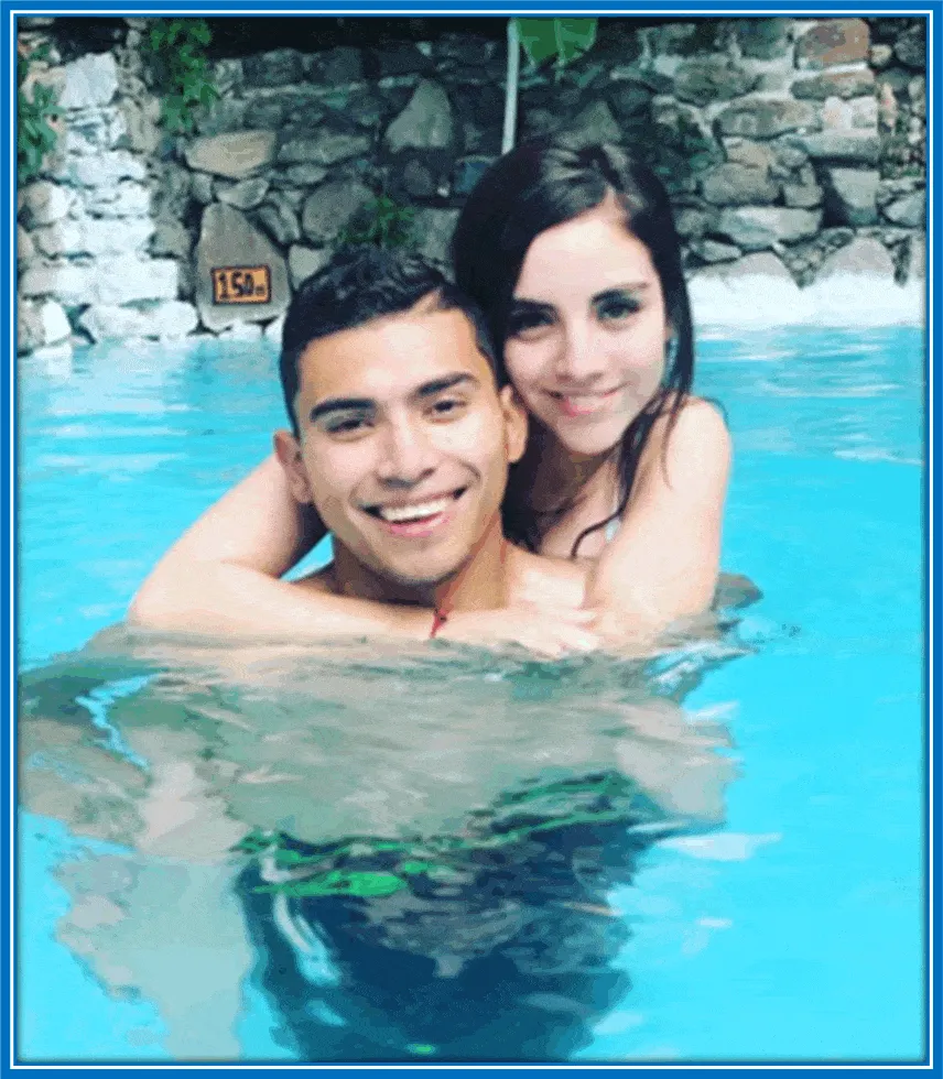 Like most Mexican footballers, in the offseason, Orbelin Pinedagoes, on vacations too with teammates, family or close friends.