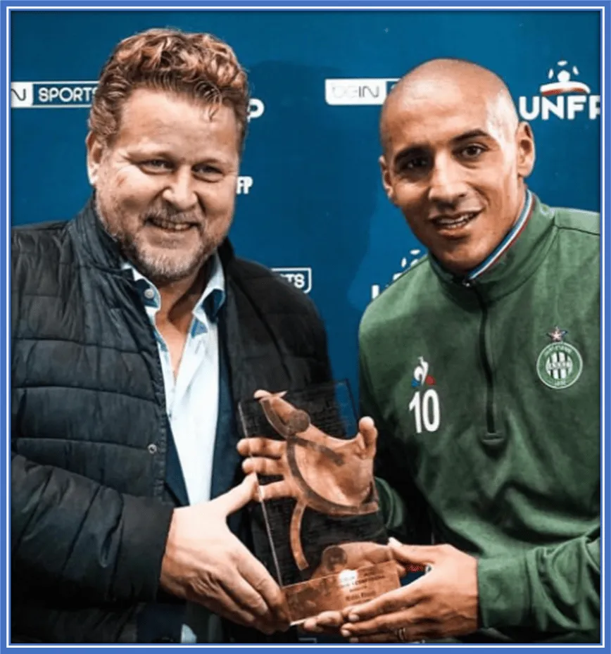 Wahbi Khazri recieving one of his Honors.