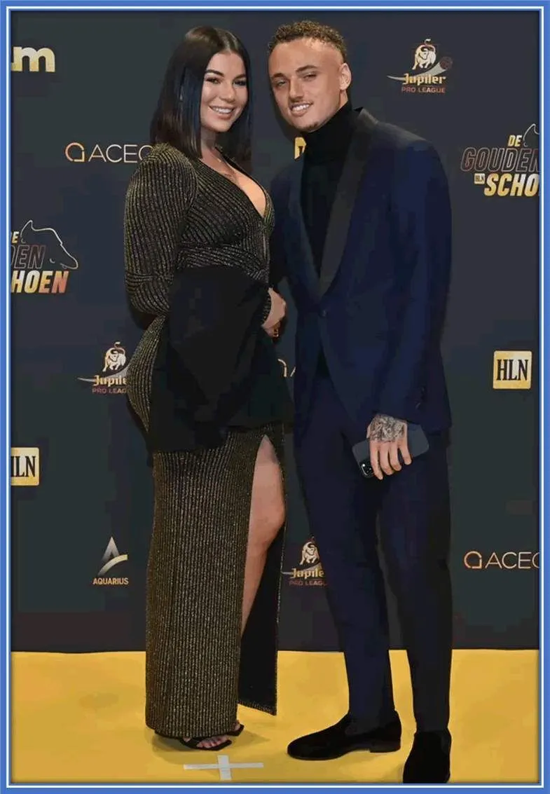 Noa Lang with his partner at the Golden Shoe ceremony.