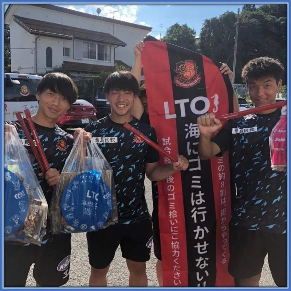 In the views of Hiromu and friends, it is important that trash must NOT go to the sea.