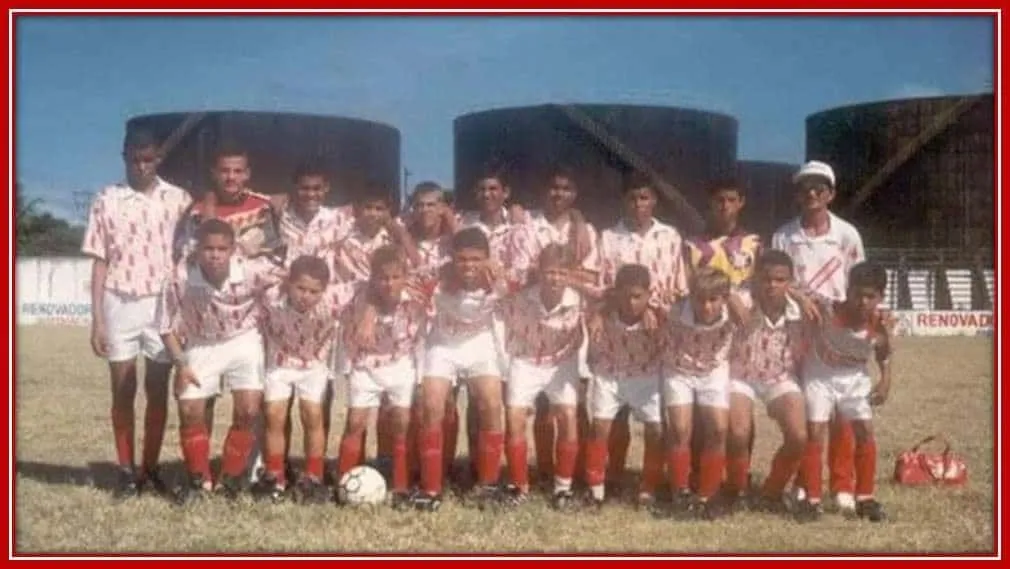Young Pepe with the Little boy Teams. Can you spot him among the Stars?