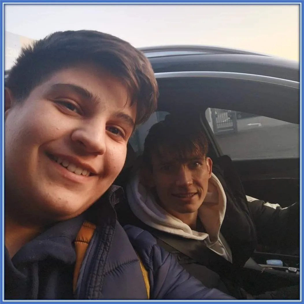 It is hard to show the type of cars the Midfielder drives.